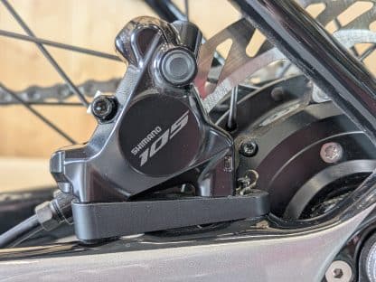 Adaptateur étrier de frein pour passage d'un disque de 140mm en 160mm